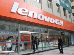 Lenovo zwiększyło zyski o 30 proc. – na rynku ściga Hewlett-Packard