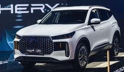 Nowy SUV już w Polsce. Ceny i gwarancja sensacją. Spala 5,3 l na 100 km