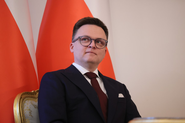 Marszałek Sejmu Szymon Hołownia przed spotkaniem z prezydentem Andrzejem Dudą