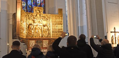 Klejnot w koronie Gdańska odzyskał blask. Odnowiony ołtarz znów zdobi Bazylikę Mariacką