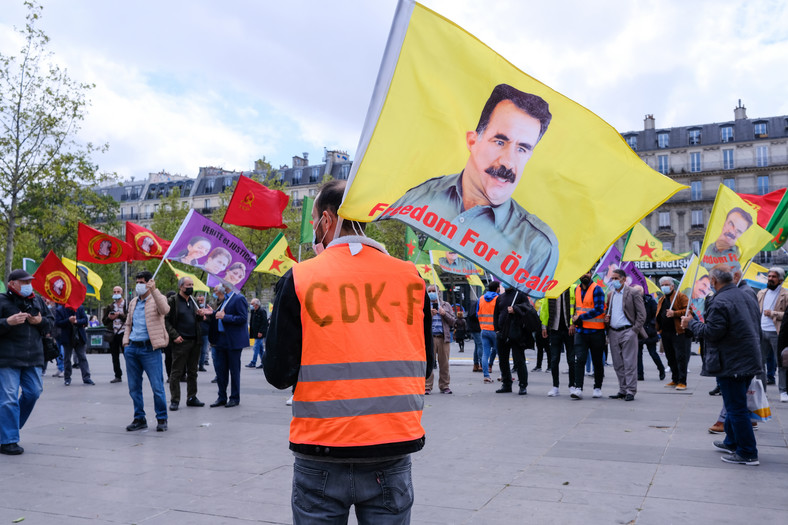 Demonstracja zwolenników Ocalana w Paryżu (maj 2021 r.)