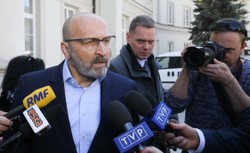 Kazimierz Marcinkiewicz ostro krytykuje Grzegorza Schetynę: Wbija gwoździe w wieko trumny PO