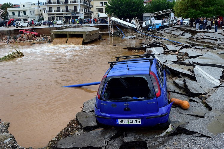 Zniszczenia na greckiej wyspie Skopelos