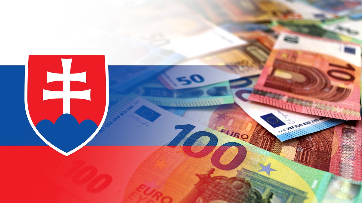 Slovensko si na medzinárodných trhoch požičalo ďalšie miliardy eur. Éra lacných peňazí sa však definitívne skončila a stámiliónové úroky z nového dlhu budú štátnu kasu dusiť čoraz viac.