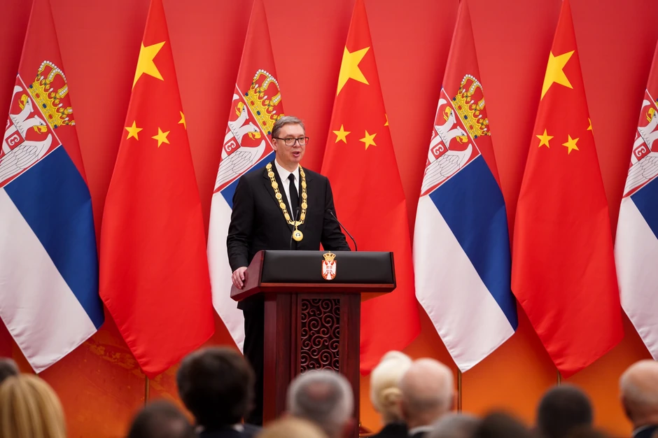 Predsednik Kine Si Đinping odlikovao je Aleksandra Vučića Ordenom prijateljstva