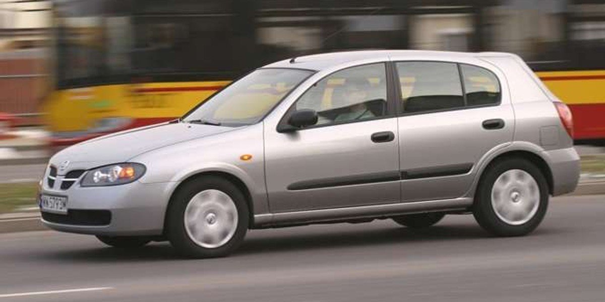 Nissan Almera