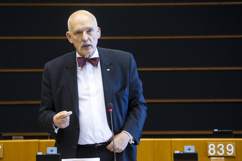 Korwin Mikke o byłym prezydencie: bredzi bez ładu i składu