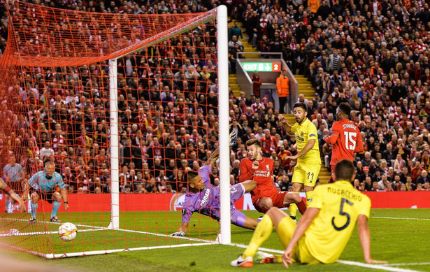 Liga Europy: Liverpool i Sevilla w finale. Krychowiak przed szansą na kolejne trofeum. WIDEO