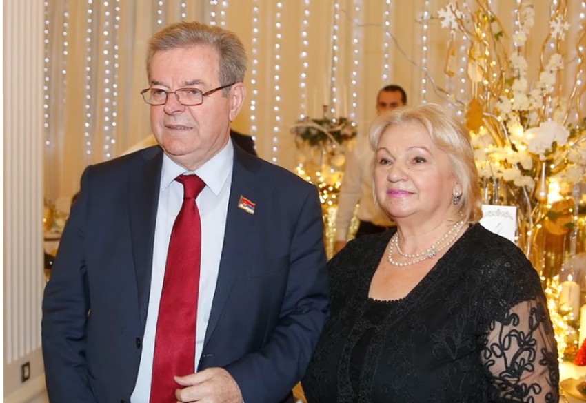 Hafa Karić sa suprugom