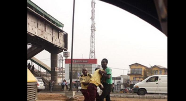 LASTMA officials 'dealing' with a stubborn driver