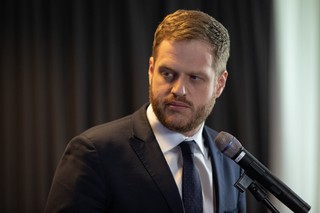 Cieszyński: Chcemy zachęcać szpitale do wspólnego kupowania leków [WYWIAD]