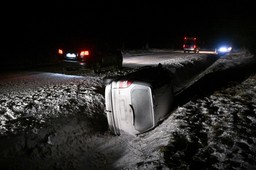 paraliż na s7. śnieżyca sparaliżowała ruch, setki aut utknęły