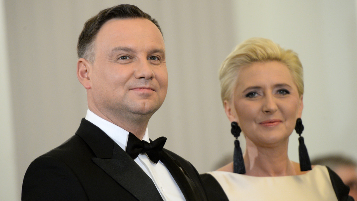 18111233 - WARSZAWA PREZYDENT KORPUS DYPLOMAT. SPOTKANIE NOWOROCZNE (Andrzej Duda, Agata Kornhauser-Duda)