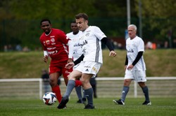 Emmanuel Macron egzekutorem rzutu karnego. Strzelił? [WIDEO]