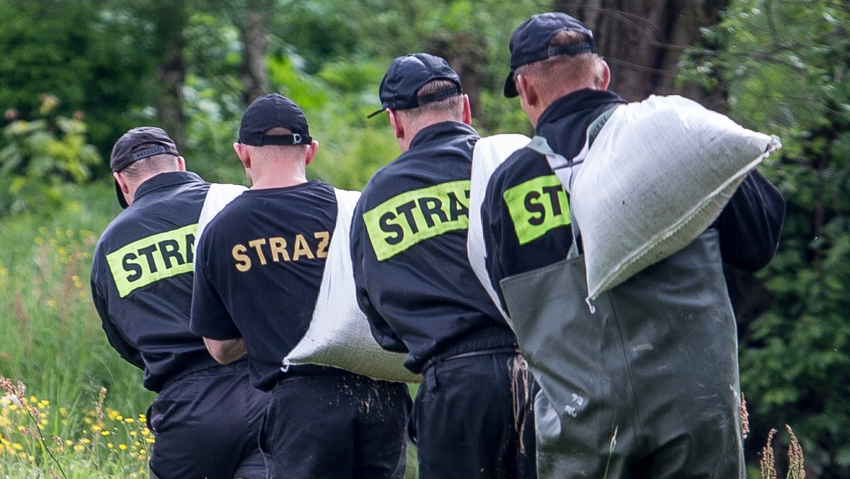 Alarm powodziowy ogłosił w poniedziałek burmistrz Krasnegostawu (Lubelskie). Przepływająca przez to miasto rzeka Wieprz po kilku deszczowych dniach przekroczyła stan alarmowy.