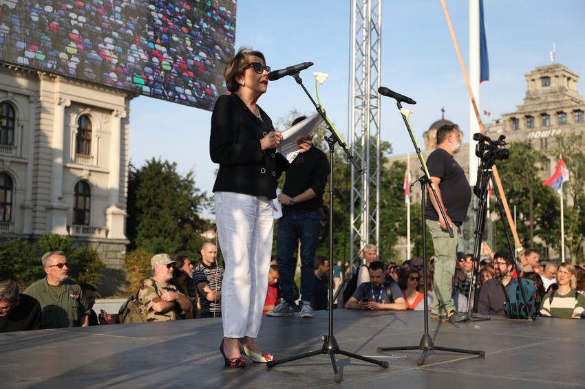 Ceca Bojković, jedna od govornica na skupu opozicije