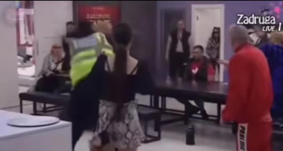 Zvezdan Slavnić pravi haos