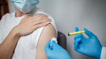 Jönnek a Moderna omikron ellen is hatékony bivalens vakcinái