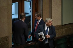 Solidarna Polska przeciwna bezkarności urzędników. Zwierzęta? "To dzięki wsi PiS rządzi"