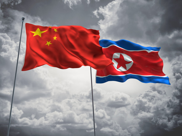 Flagi Chin i Korei Północnej