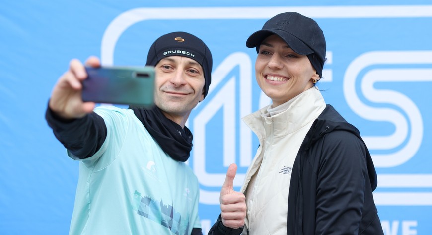 W pierwszym treningu wzięła udział wicemistrzyni olimpijska w sztafecie 4x400 m, Anna Kiełbasińska.