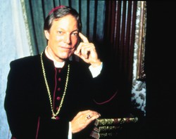 Gwiazdy w sutannie, czyli najsłynniejsi księża z ekranu – ZDJĘCIA!