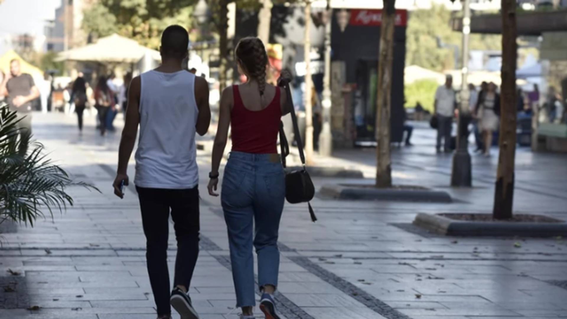 Pitali smo mlade da li uopšte znaju koje stranke izlaze na izbore i prilično su zbunjeni