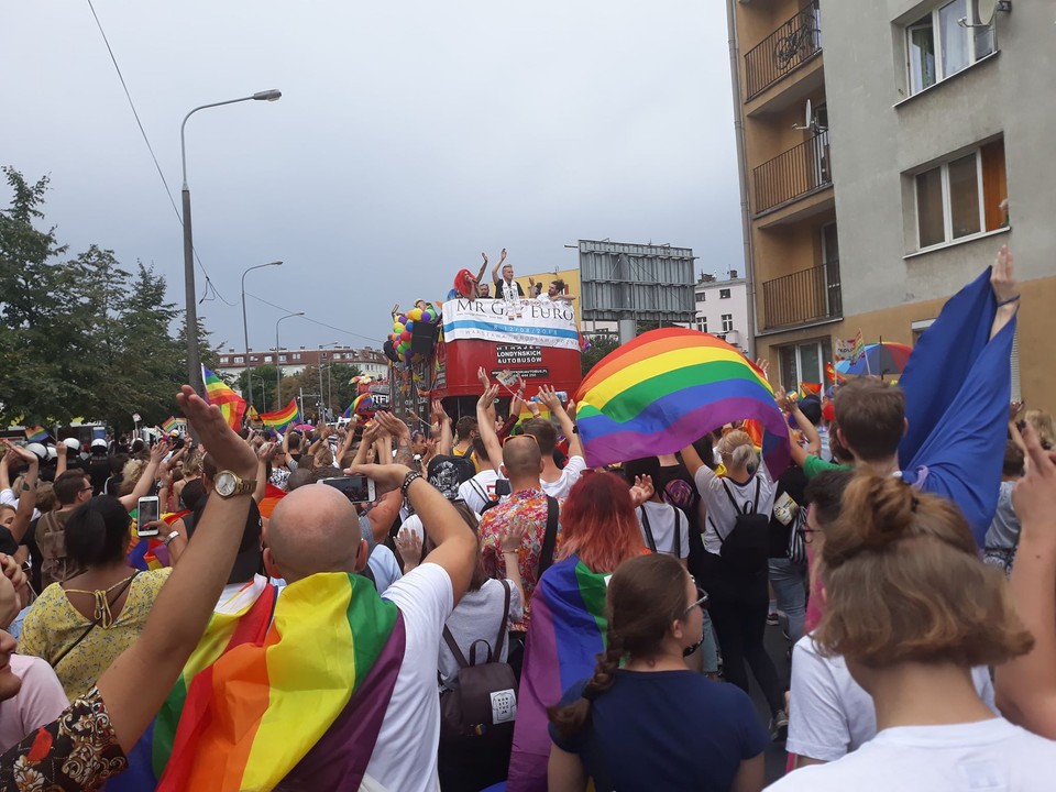 Marsz Równości w Poznaniu z kontrmanifestacją narodowców