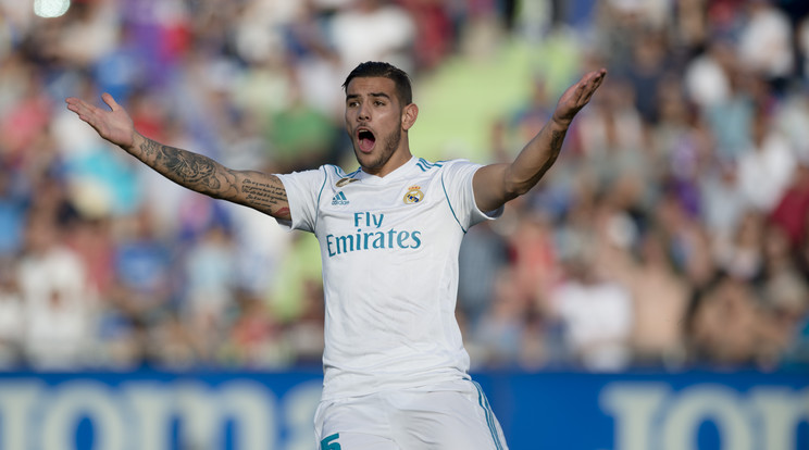 Theo Hernandez csapatának pozícióján testvére viccelődött /Fotó: AFP