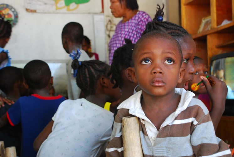 Dzieci z sierocińca „Foyer Divin”