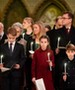 Óriásit nőttek a gyerekek! Itt van Vilmos és Katalin idei családi képeslapja, de van rajta valami...  (fotó)