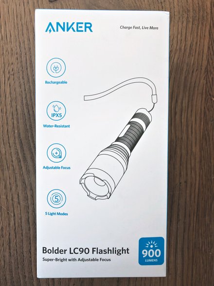 Test latarek LED: Anker Bolder