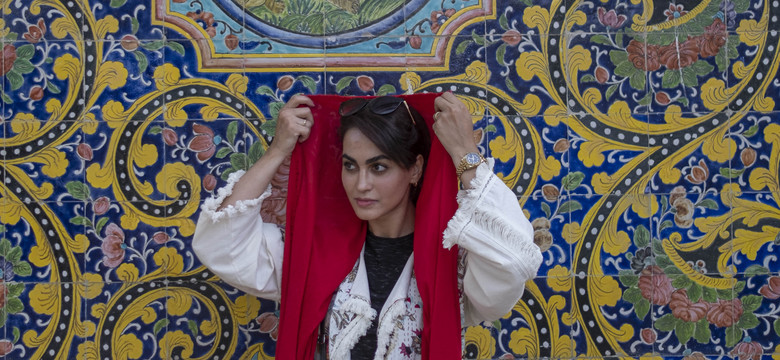 Kamery monitoringu wykrywają "obnażone" kobiety — reżim w Iranie staje się coraz bardziej radykalny