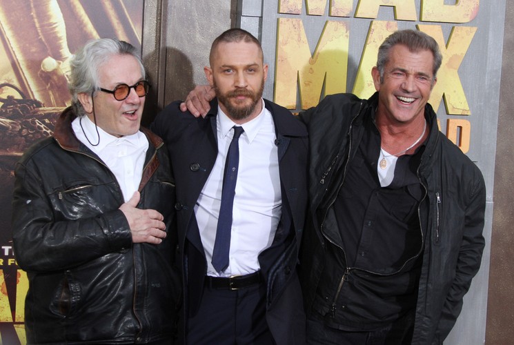 Reżyser George Miller, Tom Hardy i dawny Mad Max – Mel Gibson