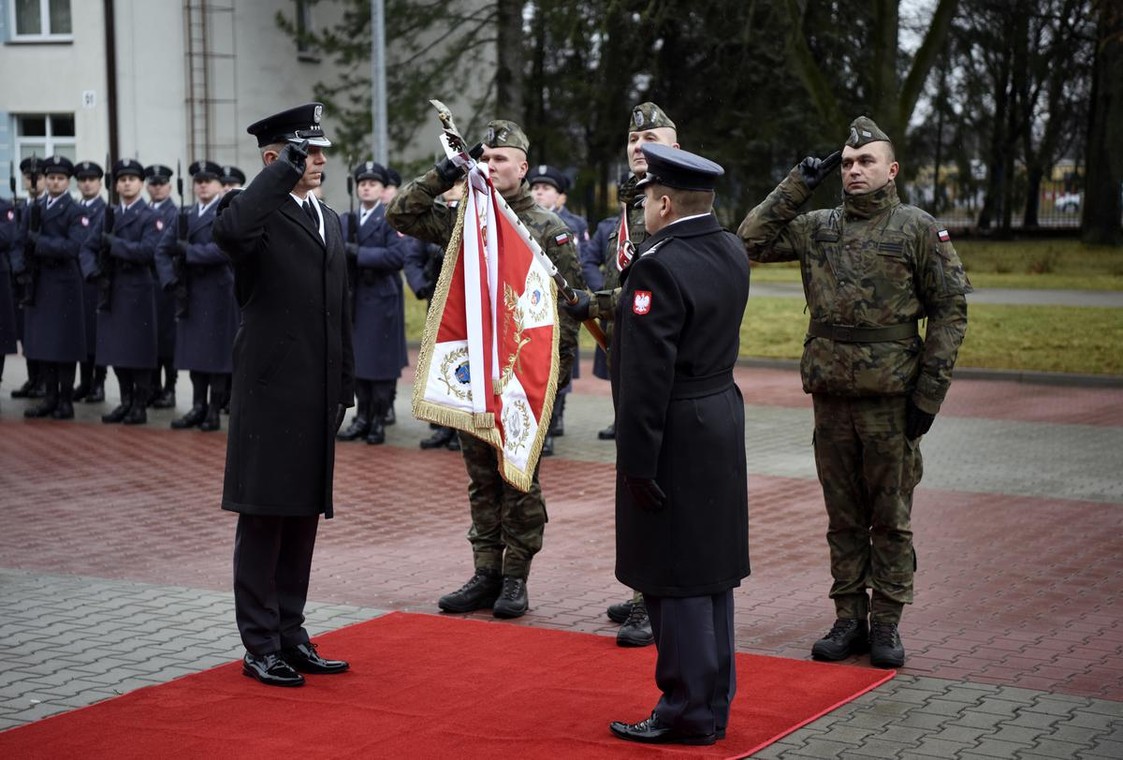 Płk Mirosław Jakubowski przejmuje obowiązki dowódcy 1. Bazy Lotnictwa Transportowego.