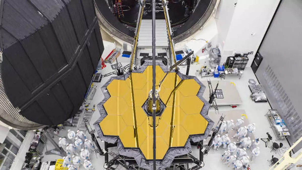 NASA kończy testy największego teleskopu JWST w komorze kriogenicznej