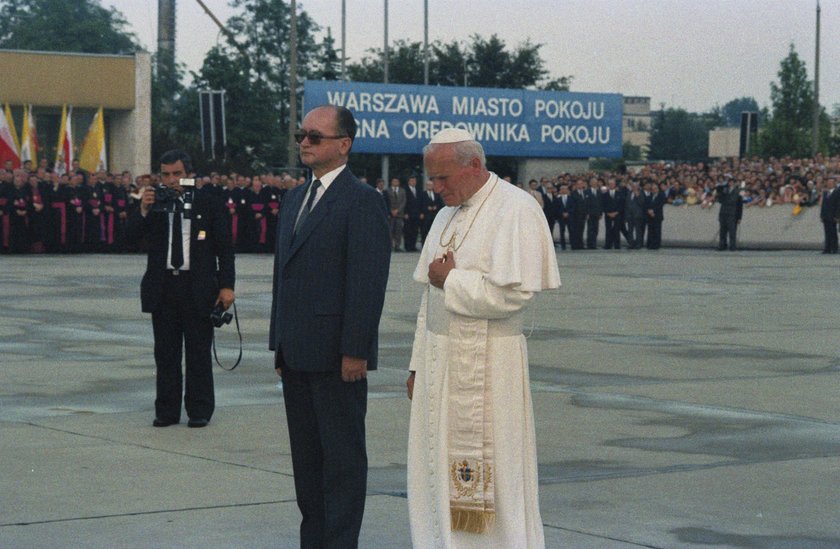 Co robiła SB, gdy przyjechał Jan Paweł II