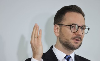 Kiedy można spodziewać się wzrostu sprzedaży detalicznej? Buda podał termin