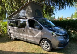 Renault Trafic Wavecamper, czyli kiedy tani campervan bije kampera. Plusy i minusy wakacji na kołach