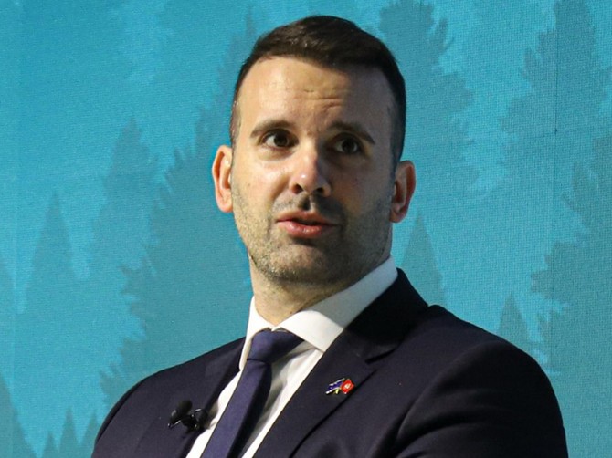 Premijer Crne Gore sa suprugom na crvenom tepihu na Cetinju: Pogledajte kako su se obukli