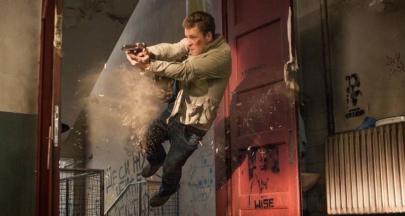 Luke Bracey w filmie 'The November Man'