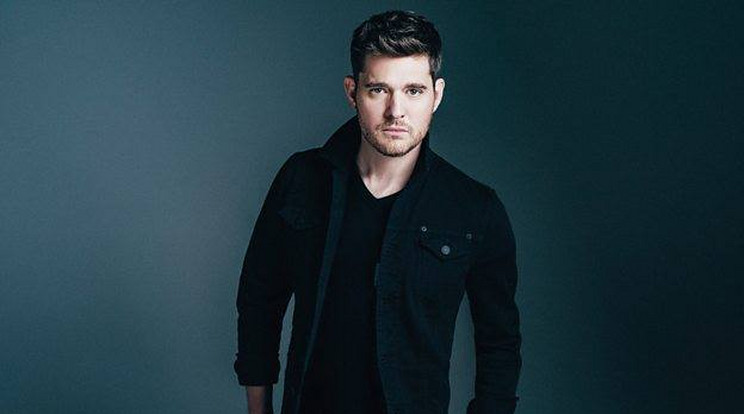 Michael Bublé már kezében tarthatja kislányát