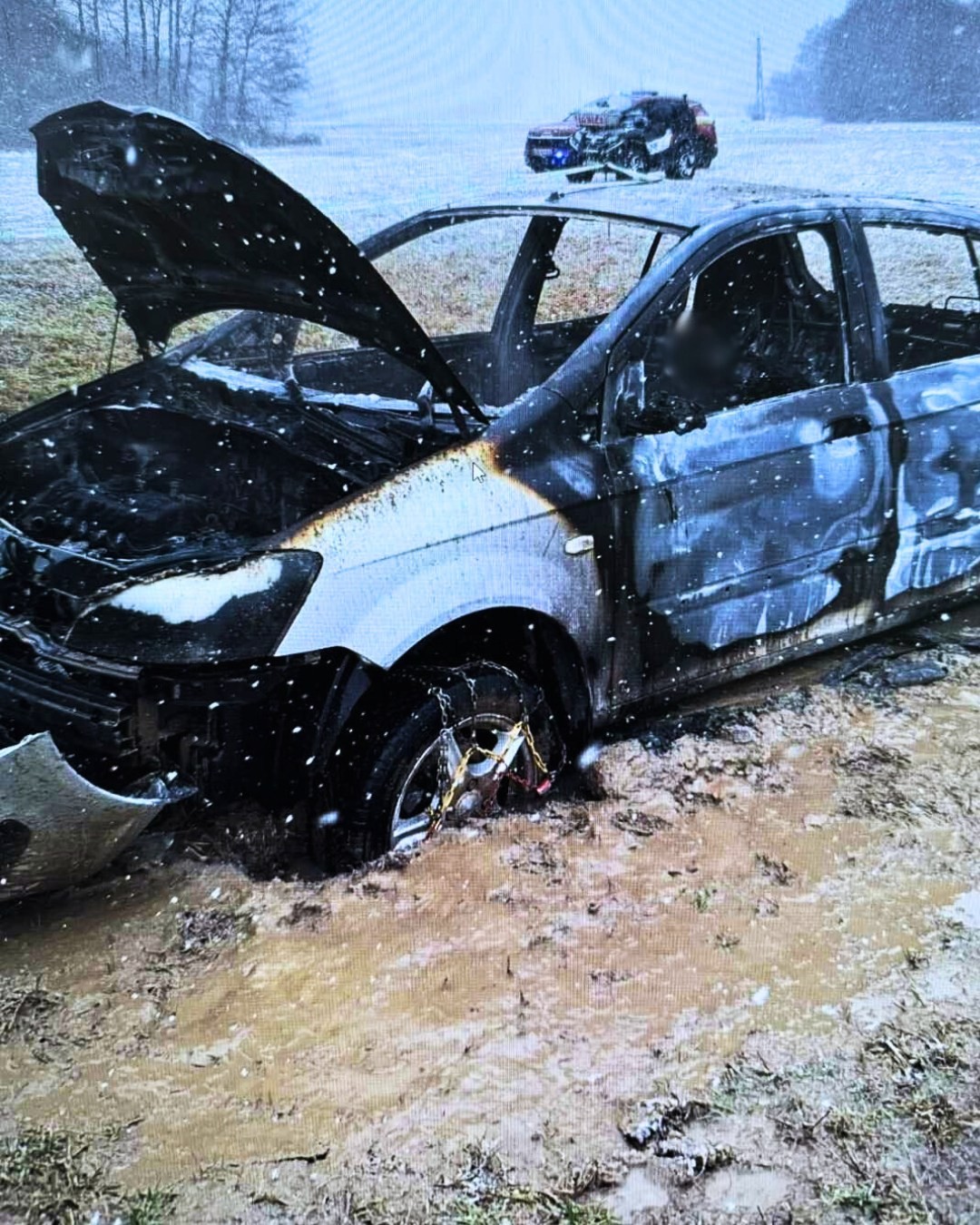 V aute, ktoré horelo pri Korytárkach, našli zhorené ľudské telo.