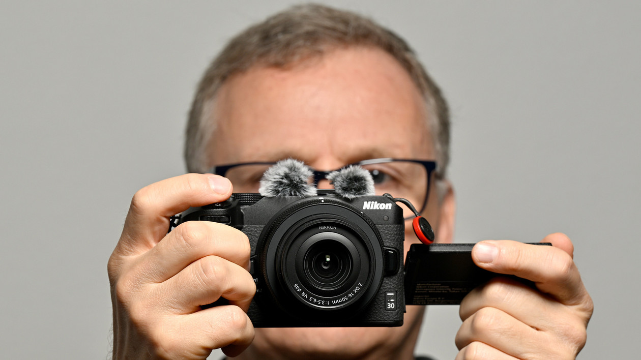 Nikon Z30: Dzięki dobrej jakości zdjęć i filmów oraz prostej obsłudze okazał się idealnym aparatem systemowym dla początkujących