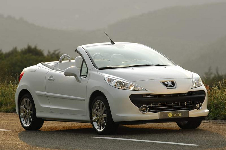 206 CC a 307 CC: Peugeot wyprodukował pół miliona coupe-cabrio