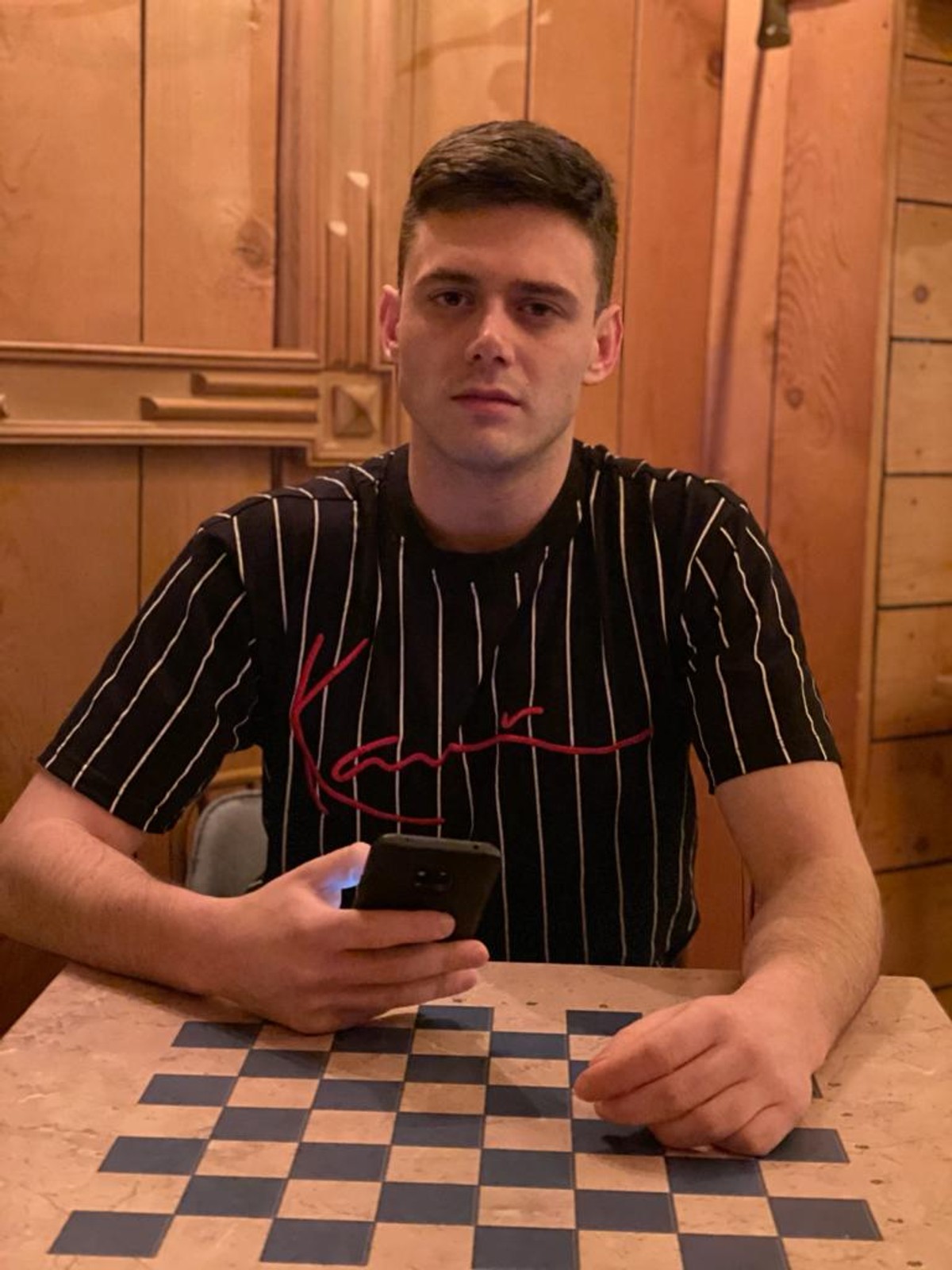 Igor ima 25 godina i zaradio je 3.500 % na kriptovaluti! Ovo je njegova priča o uspehu preko noći u poslu koga se &#34;nikada ne bi odrekao&#34;
