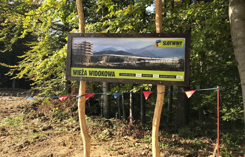 Wieża widokowa i ścieżka w koronach drzew, Słotwiny Arena