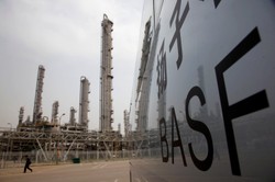 Za europejskie inwestycje w Chinach odpowiadają głównie Niemcy. To rodzi ryzyko [RAPORT]