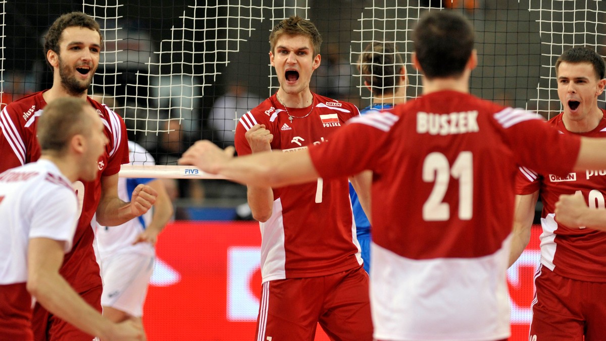 Reprezentacja Polski odbyła już pierwszy trening w Kraków Arenie, w której w piątek odbędzie się spotkanie Ligi Światowej z Brazylią (godz. 19:30). Biało-Czerwoni byli pod wielkim wrażeniem nowo wybudowanego obiektu, który jest największą halą sportową w Polsce. W piątek mecz z Canarinhos ma śledzić ponad 16 tysięcy kibiców.