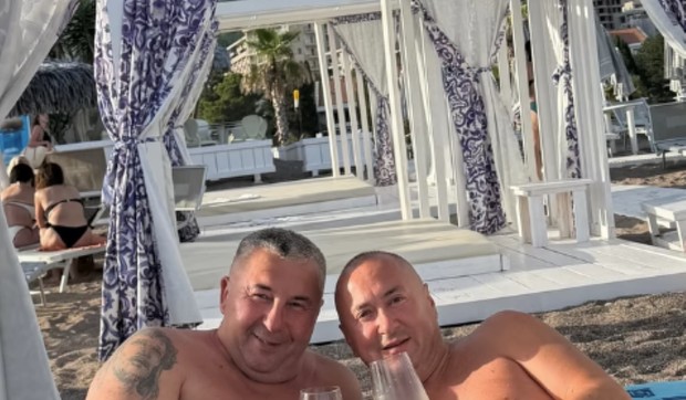 Đani i Makarona na plaži
